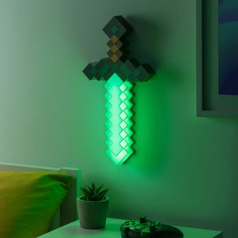 Σετ Λαμπάδα & Φωτιστικό Minecraft Sword